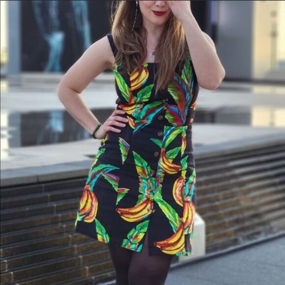 NWT FARM Rio Preta Black Bold Tropical Banana Print Square Neck Linen Mini Dress - Picture 1 of 11